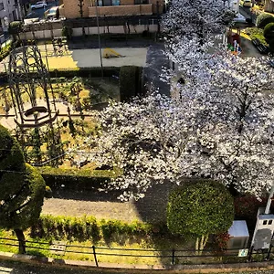 媛楽園 松山中心地及び道後温泉に近い家族やグループ旅行の多人数が泊まれる快適な宿 Guest house