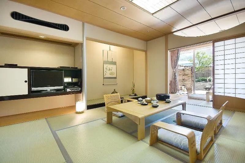 Dogo Kan Matsuyama  Ryokan Matsuyama (Ehime)